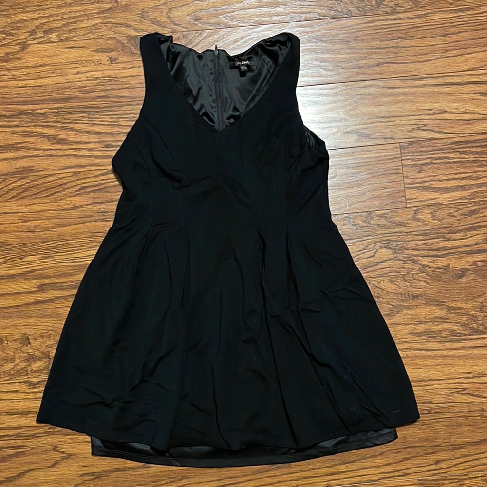 Junior’s size 13 little back dress. V-neck, zipper back, lined, some stretch.